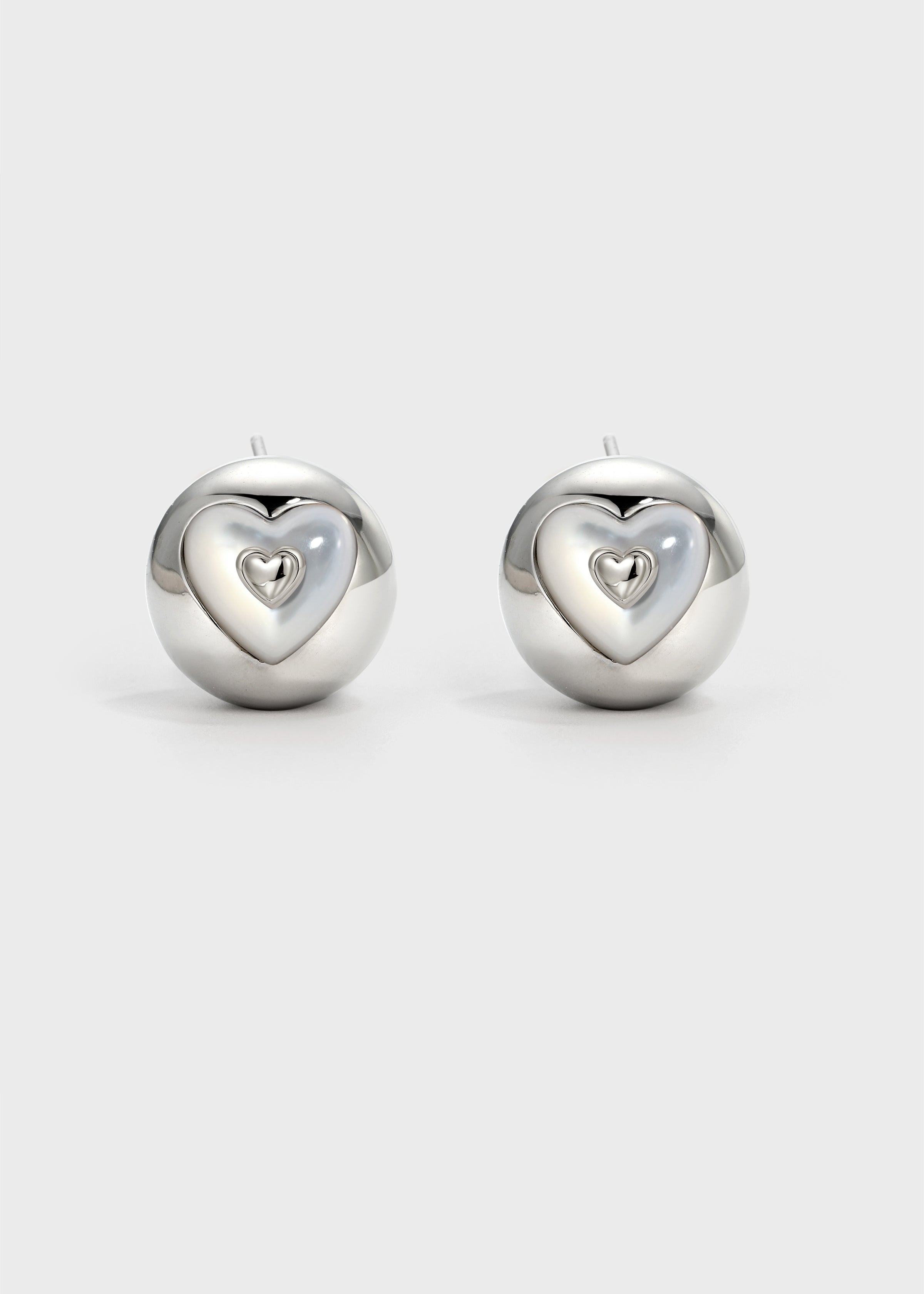 Nocturne Heart Chunky Stud Earrings