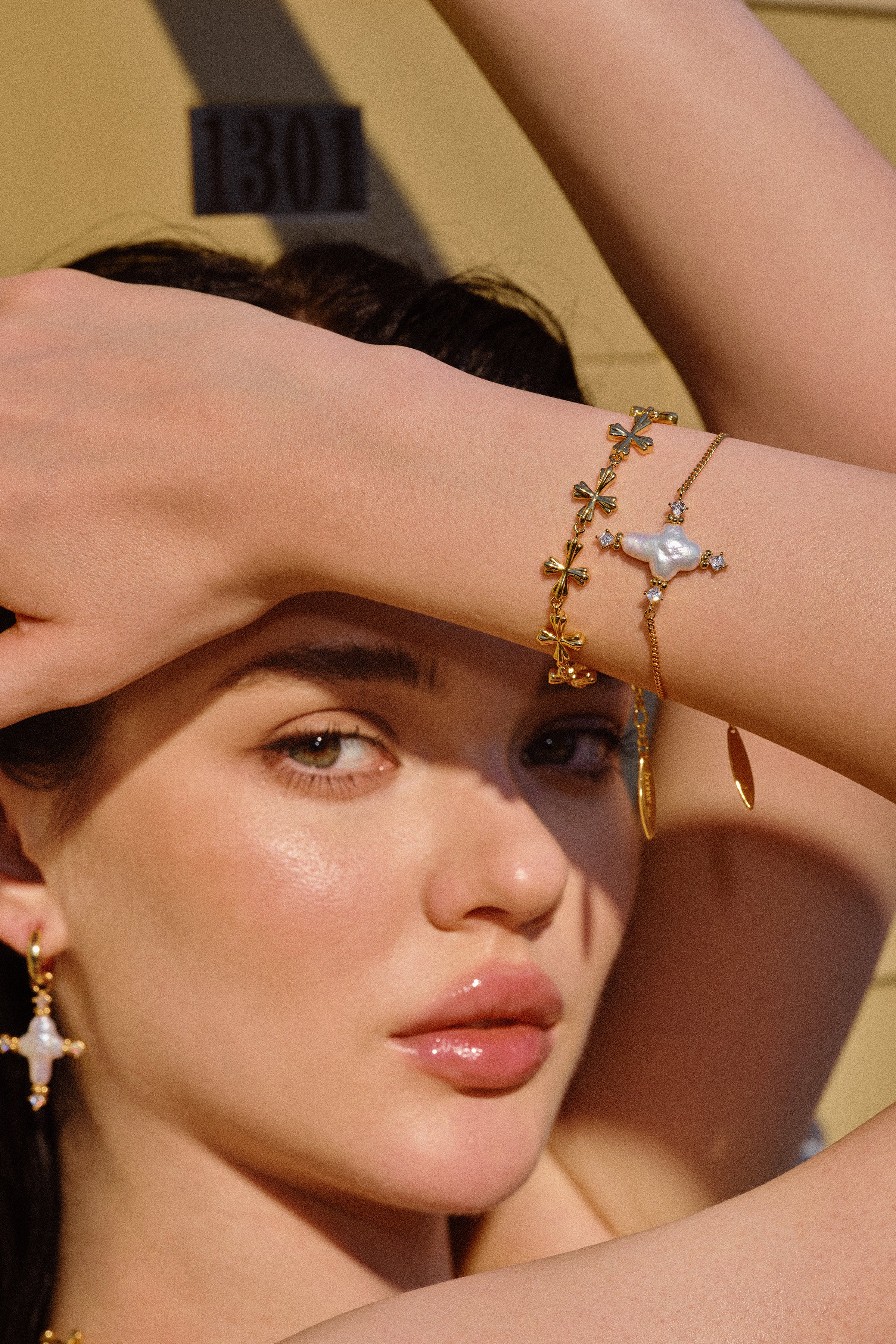 Lumen Cross Bracelet – 4 Styles / Set Available - booneealus