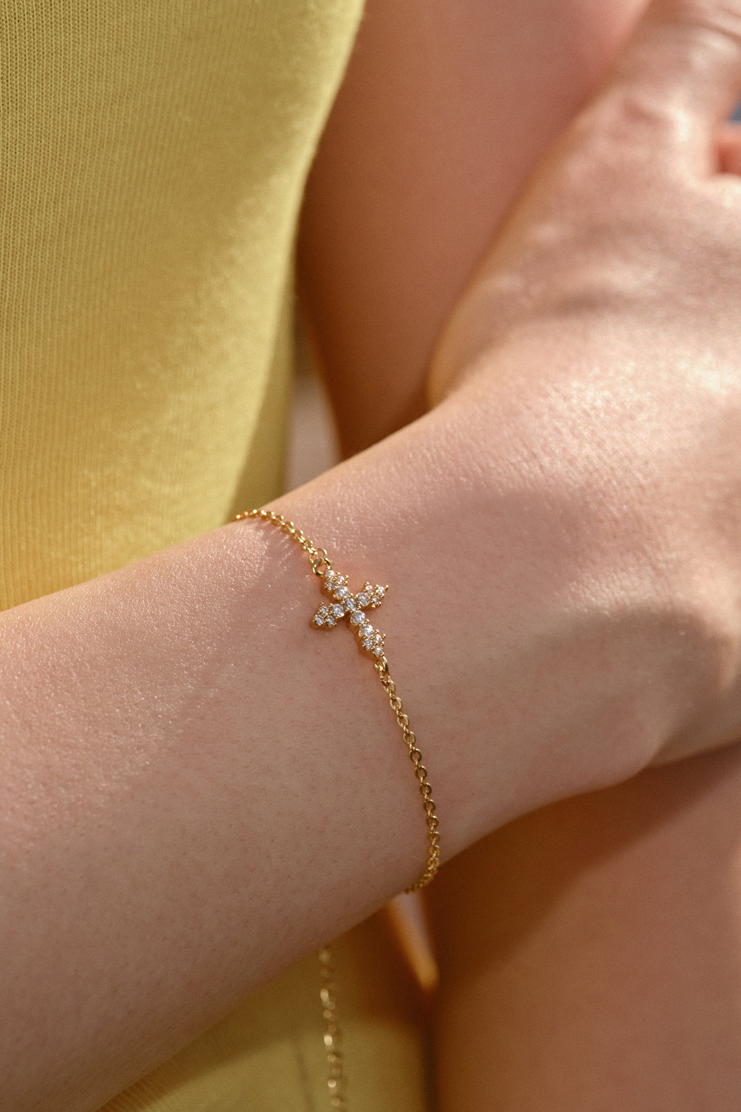 Lumen Cross Bracelet – 4 Styles / Set Available - booneealus