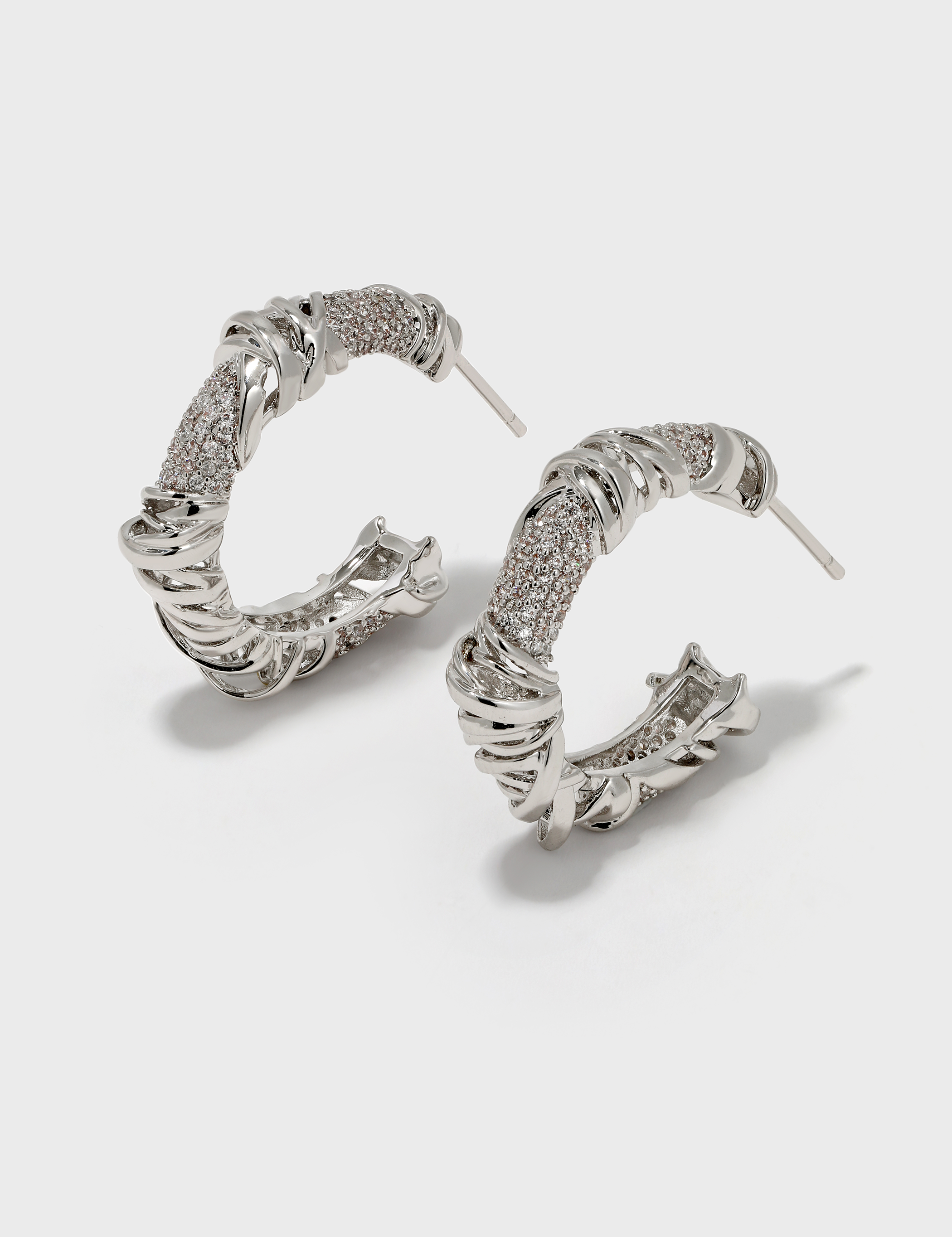 Twisted Knit Wrap C-shaped Earrings