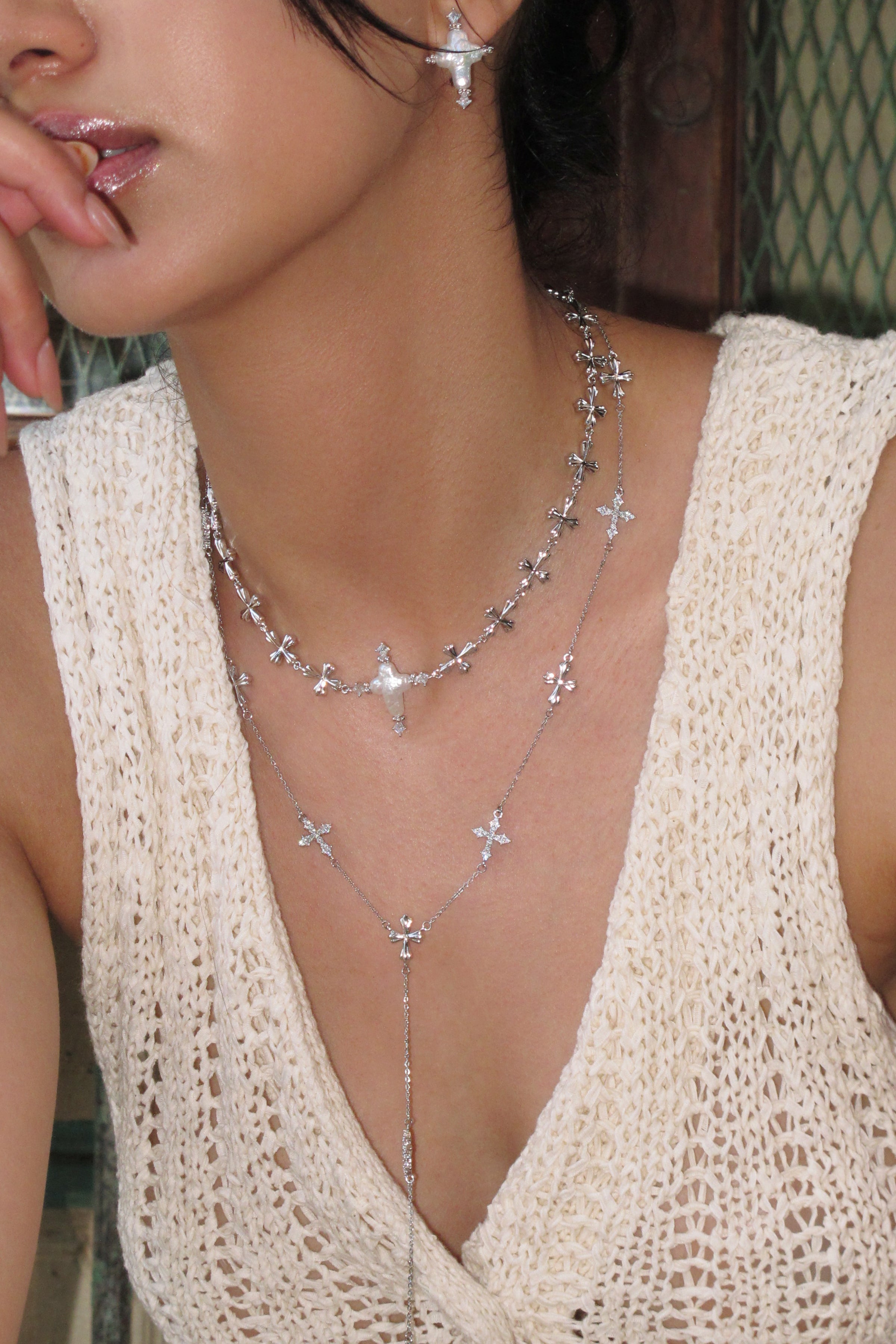 Untamed Moonbeams Earrings - booneealus